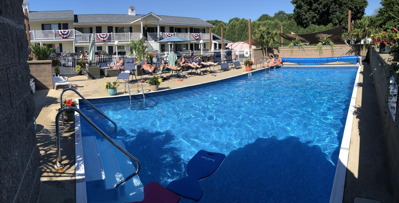 Footbridge Beach Motel Ogunquit Exterior photo